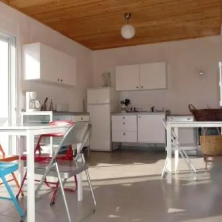 6 Bedrooms House With Sea View Furnished Garden And Wifi At Kakovatos Сasa de vacaciones *
