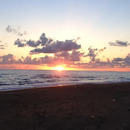 Сasa de vacaciones 6 Bedrooms House With Sea View Furnished Garden And Wifi At Kakovatos