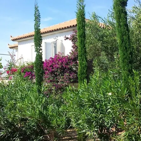 6 Bedrooms House With Sea View Furnished Garden And Wifi At Kakovatos Holiday home Neochori (Zacharo)