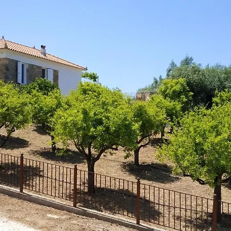 6 Bedrooms House With Sea View Furnished Garden And Wifi At Kakovatos Сasa de vacaciones *